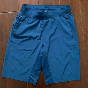 Men’s Lululemon shorts